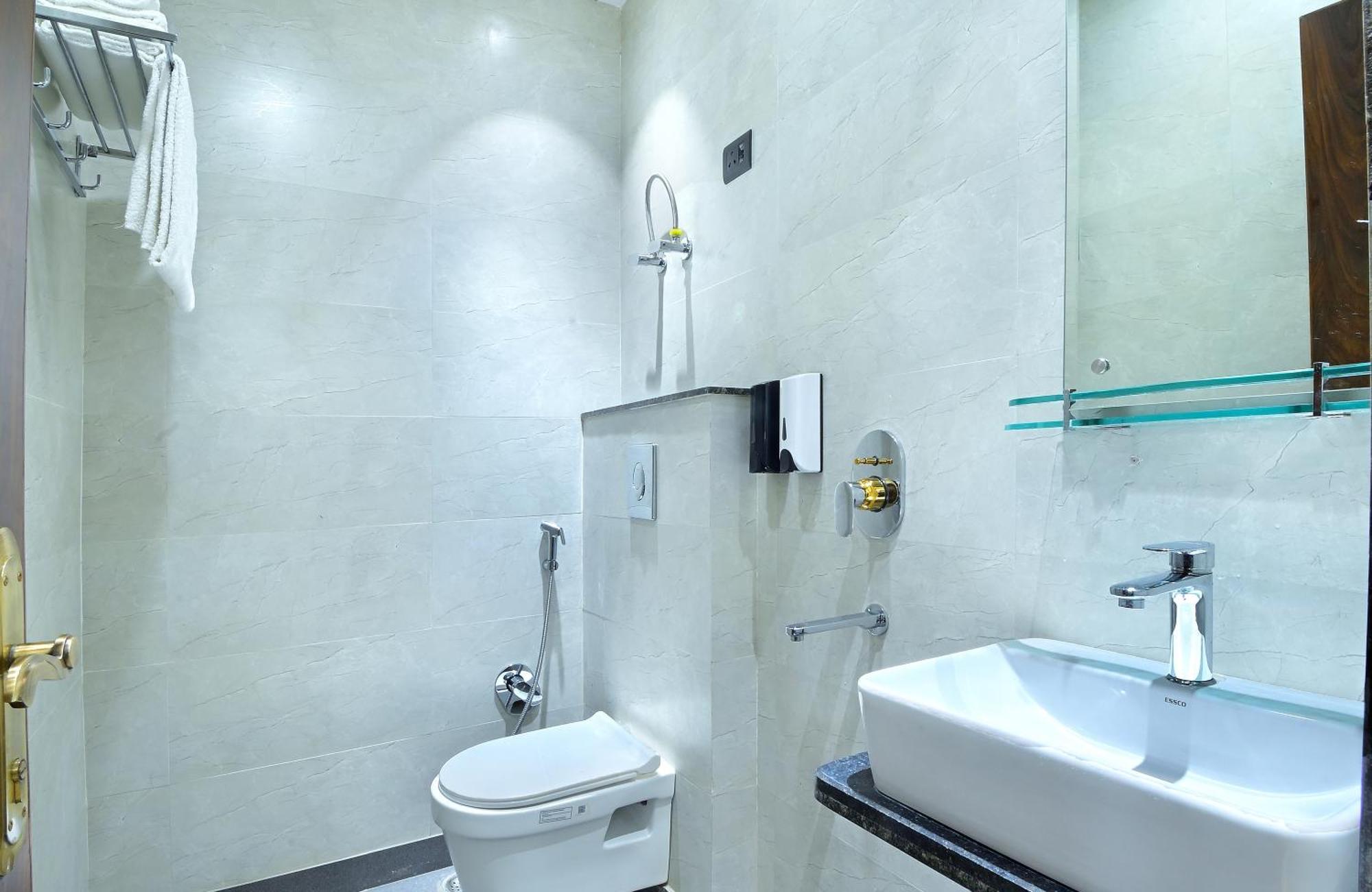 Hotel Nav Durga "2 Walking From New Delhi Railway Station" Bagian luar foto