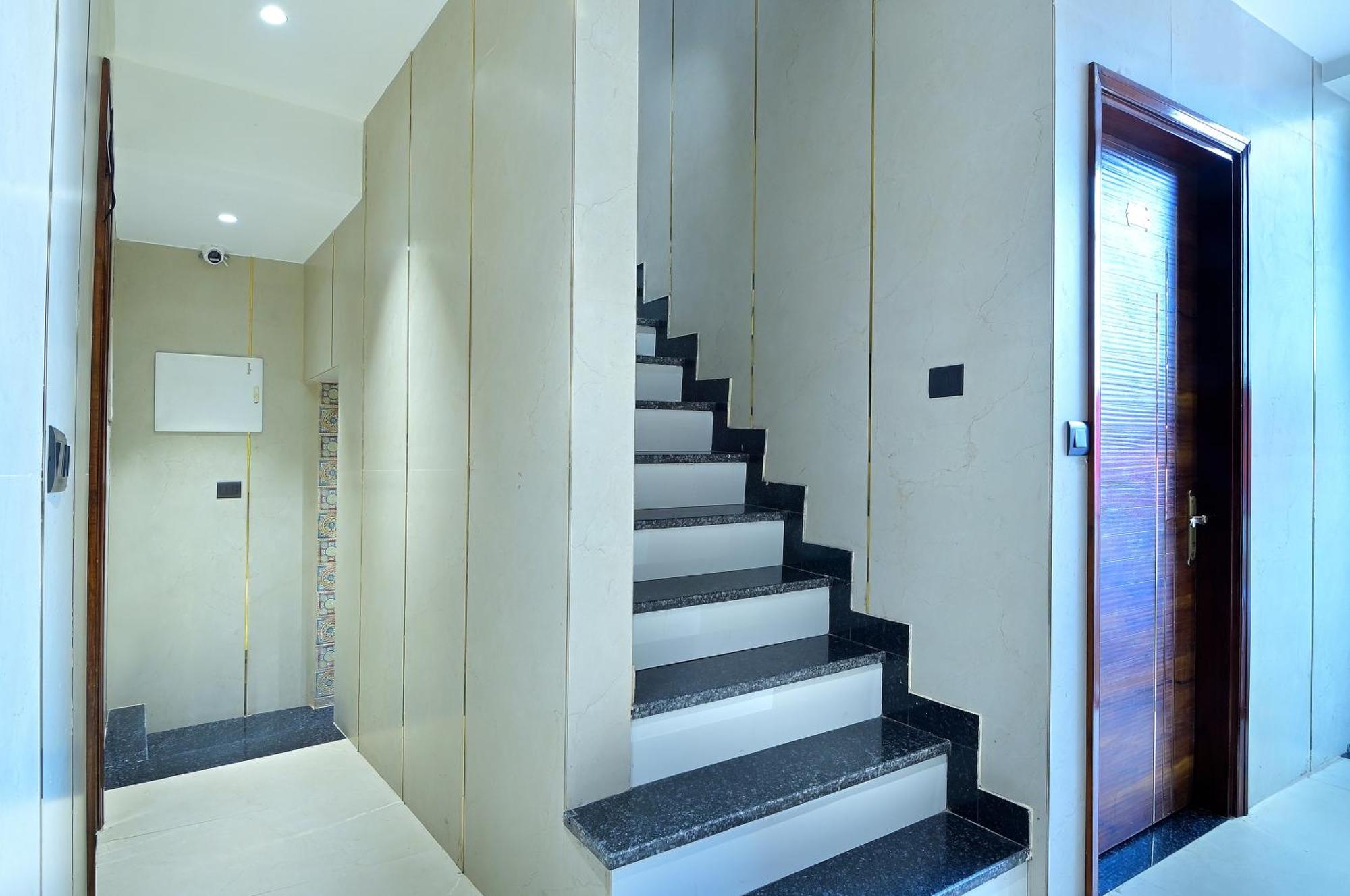 Hotel Nav Durga "2 Walking From New Delhi Railway Station" Bagian luar foto