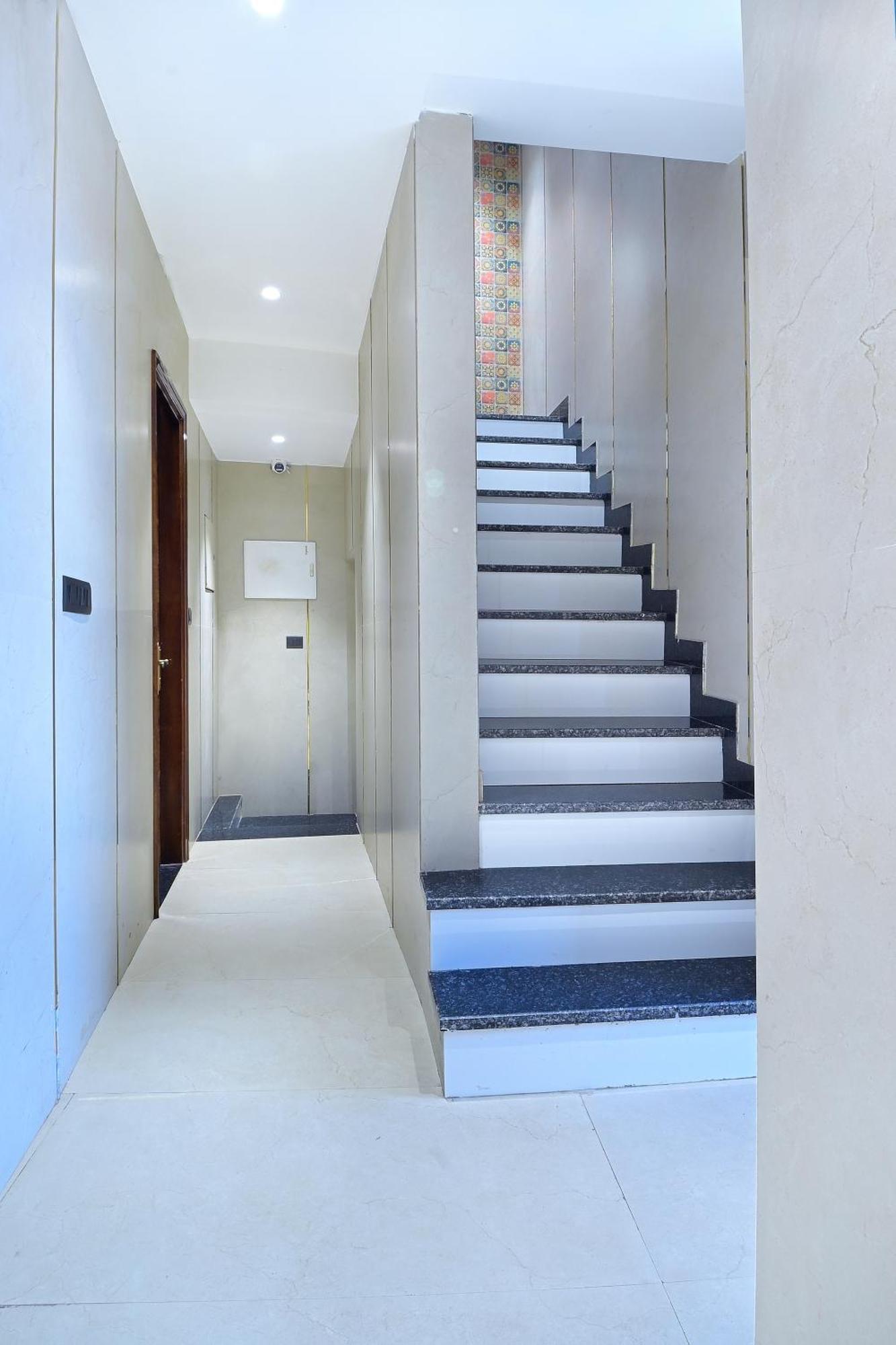 Hotel Nav Durga "2 Walking From New Delhi Railway Station" Bagian luar foto