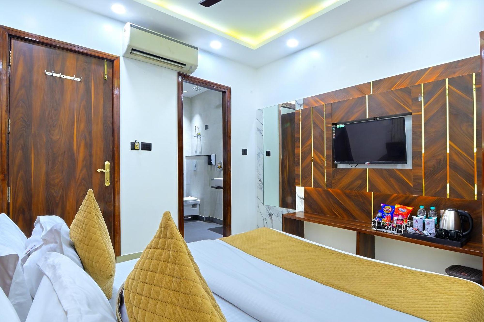 Hotel Nav Durga "2 Walking From New Delhi Railway Station" Bagian luar foto