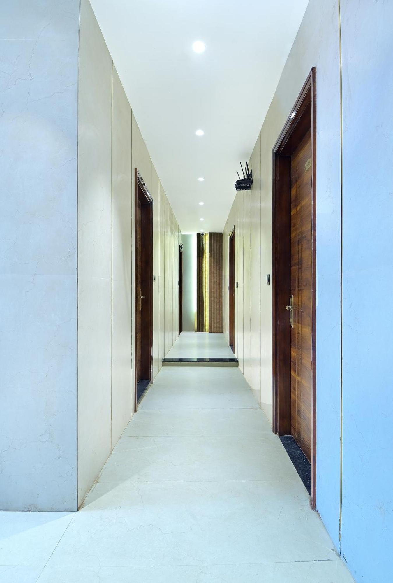 Hotel Nav Durga "2 Walking From New Delhi Railway Station" Bagian luar foto