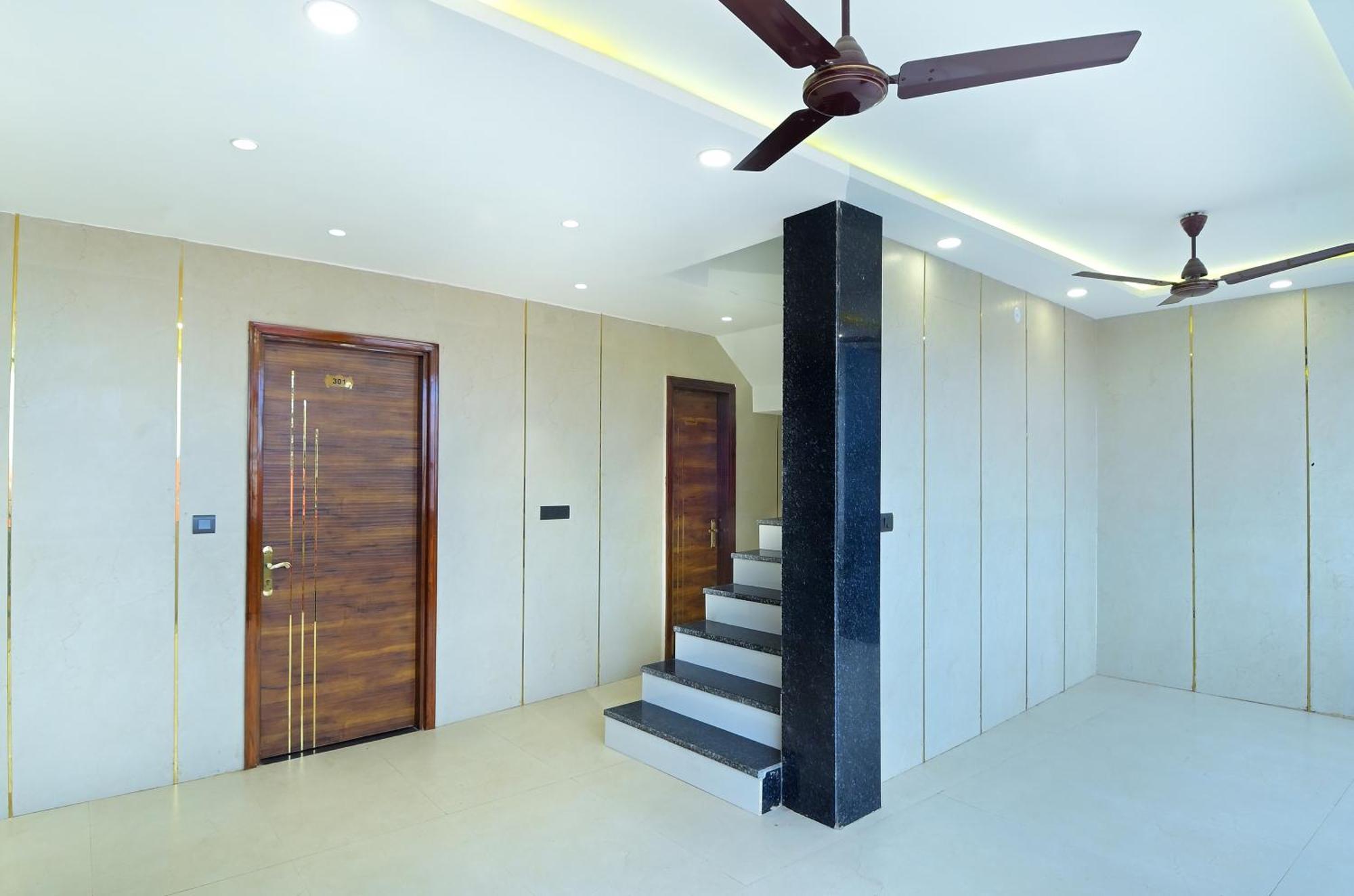 Hotel Nav Durga "2 Walking From New Delhi Railway Station" Bagian luar foto